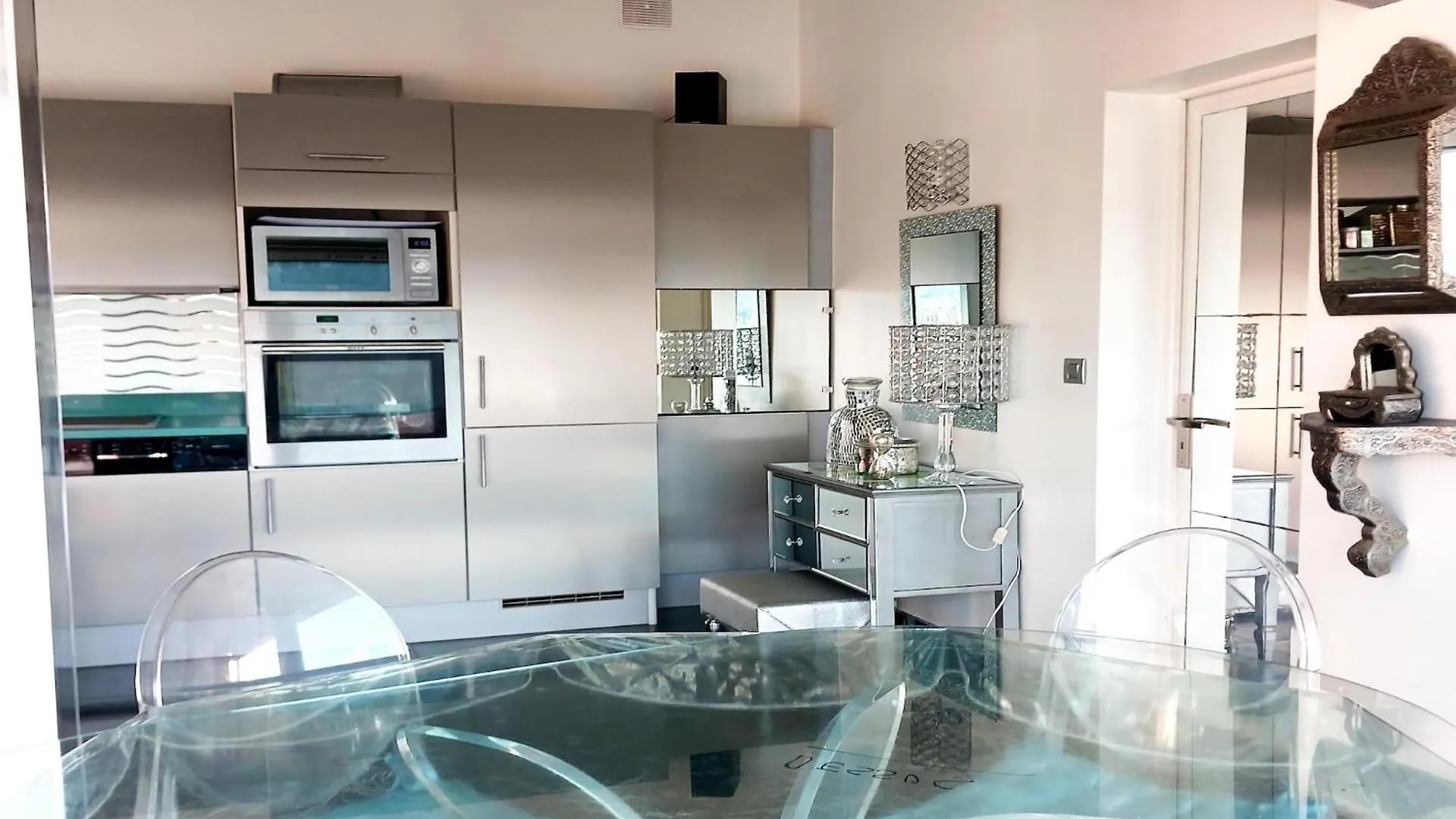 Holiday Home With Swimming Pool Bagnols-en-Foret
