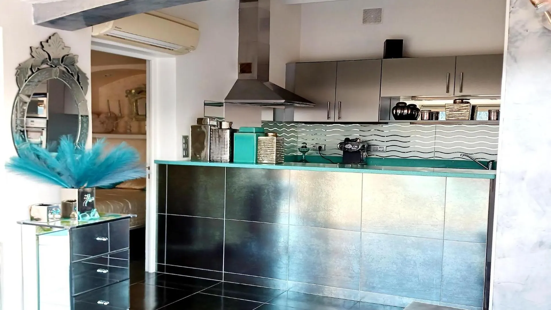 Holiday Home With Swimming Pool Bagnols-en-Foret